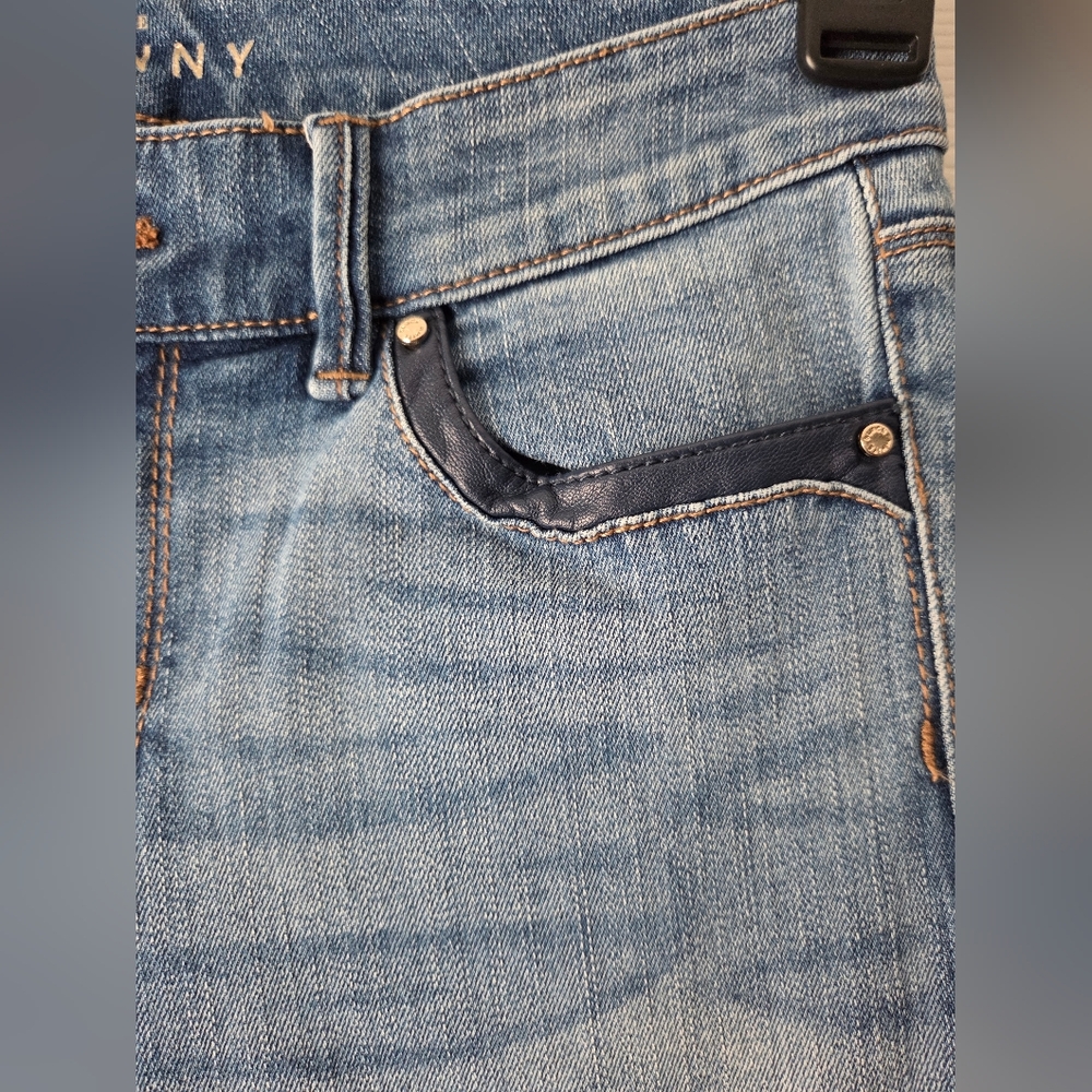 WHBM Light Blue Women's Slim Jeans With Faux Leather Trim Size 00 - Picture 6 of 16